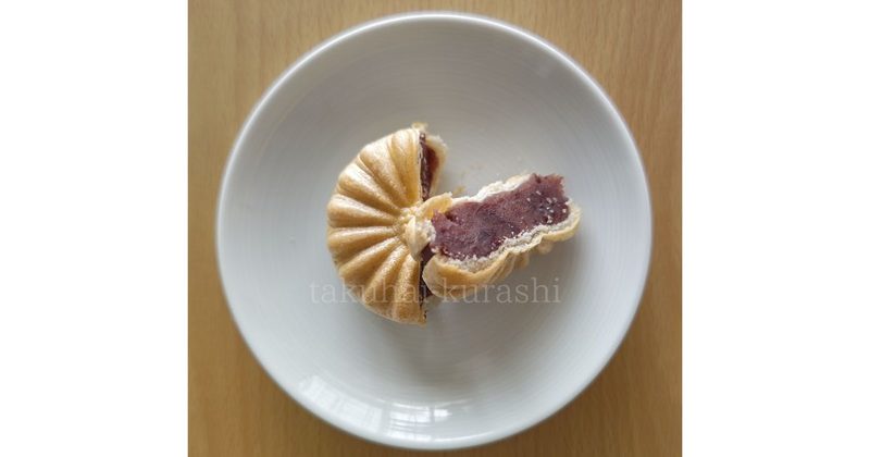 「あんたっぷり最中」半分にした断面